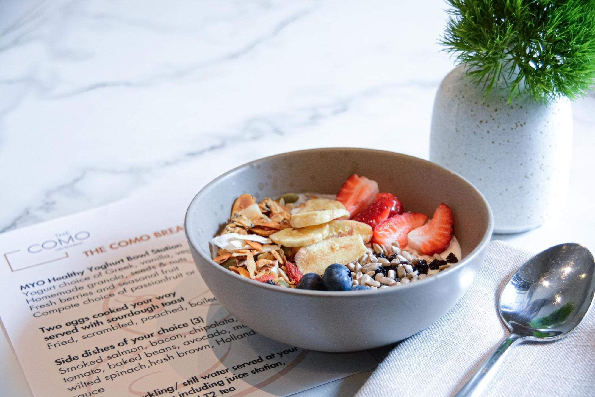 The Como Мелбърн Екстериор снимка A bowl of granola with fruit